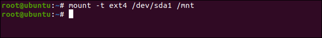 mount -t ext4 / dev / sda1 / mnt v terminálovom okne