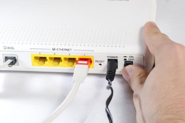 reset-router-to-fix-problemer